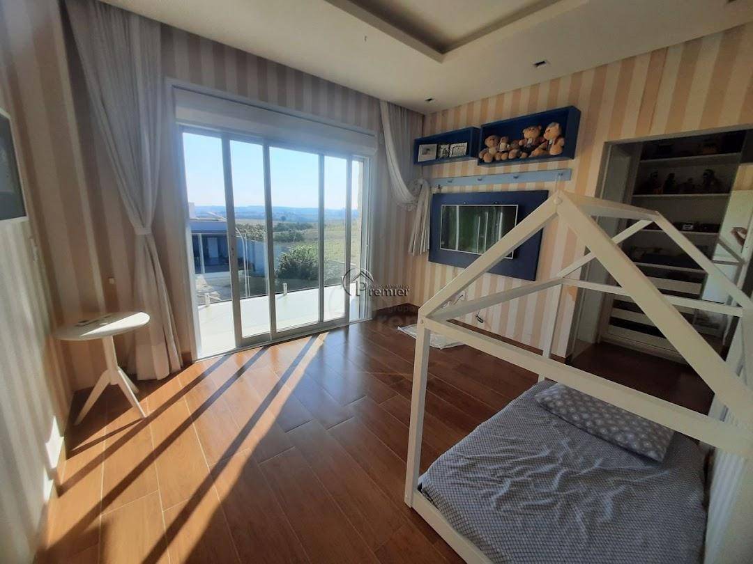 Casa de Condomínio à venda com 4 quartos, 360m² - Foto 25