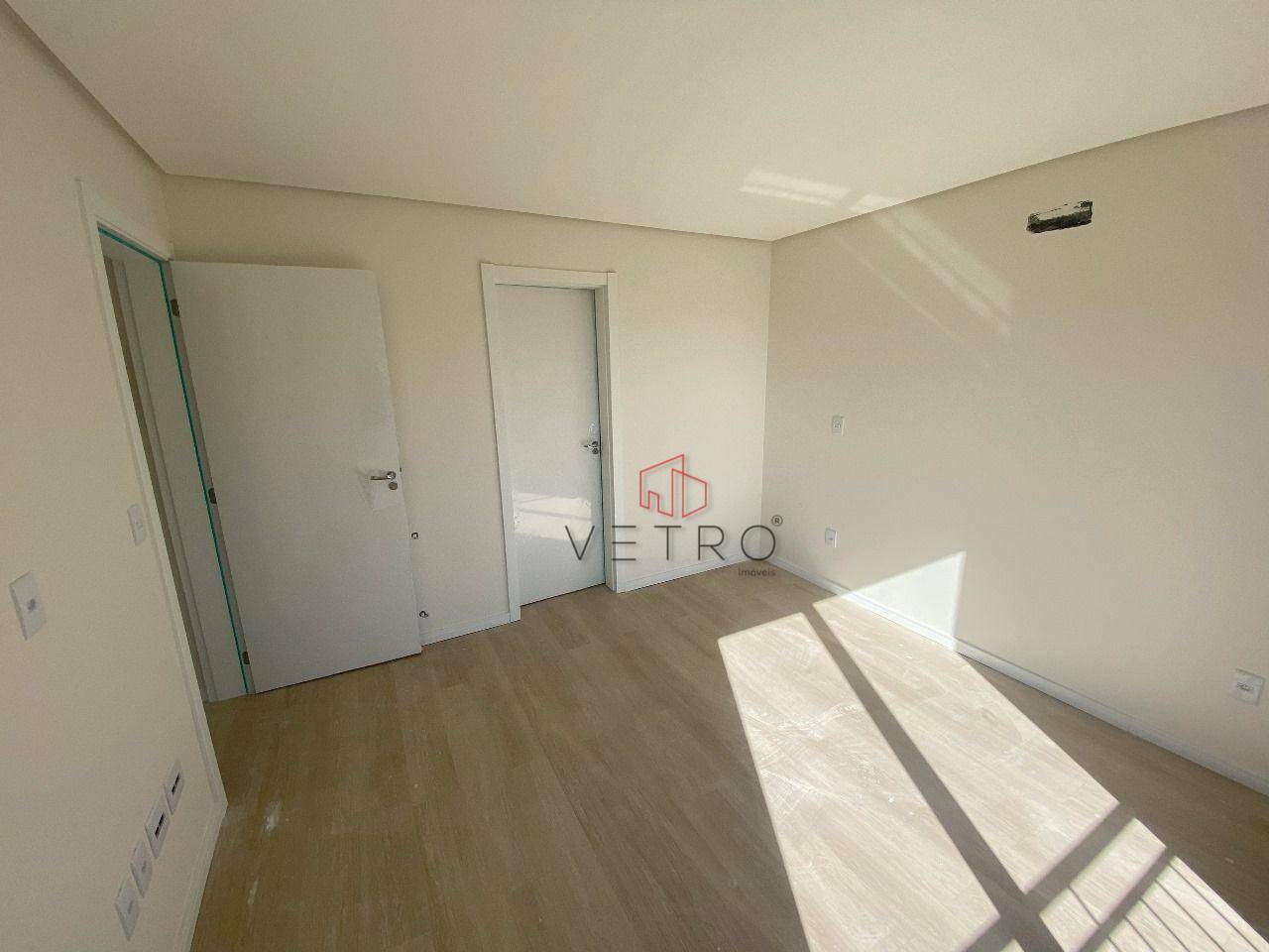 Apartamento à venda com 3 quartos, 150m² - Foto 12