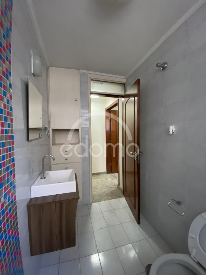 Apartamento à venda com 3 quartos, 180m² - Foto 16