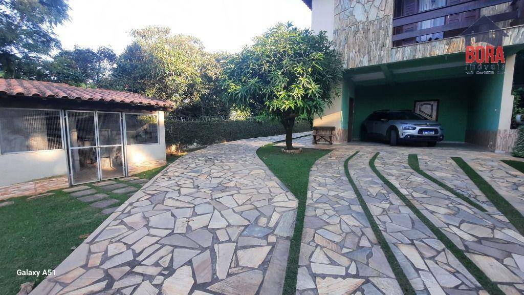 Chácara à venda com 5 quartos, 310m² - Foto 2