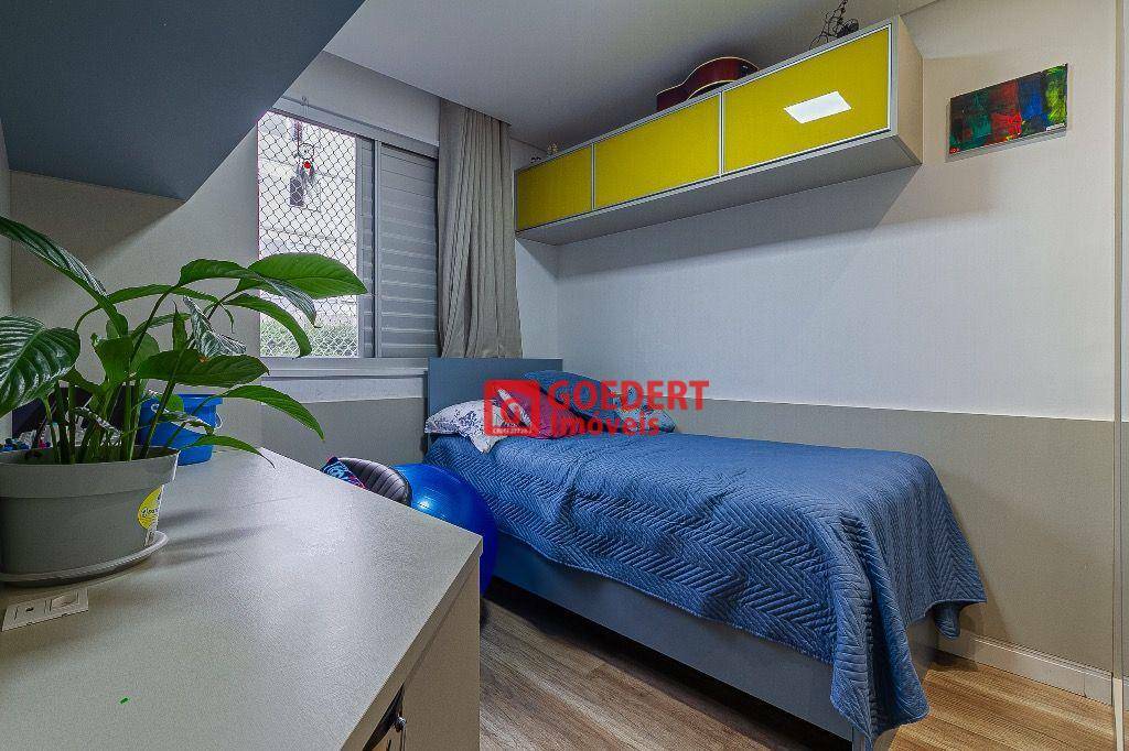 Apartamento à venda com 2 quartos, 44m² - Foto 13