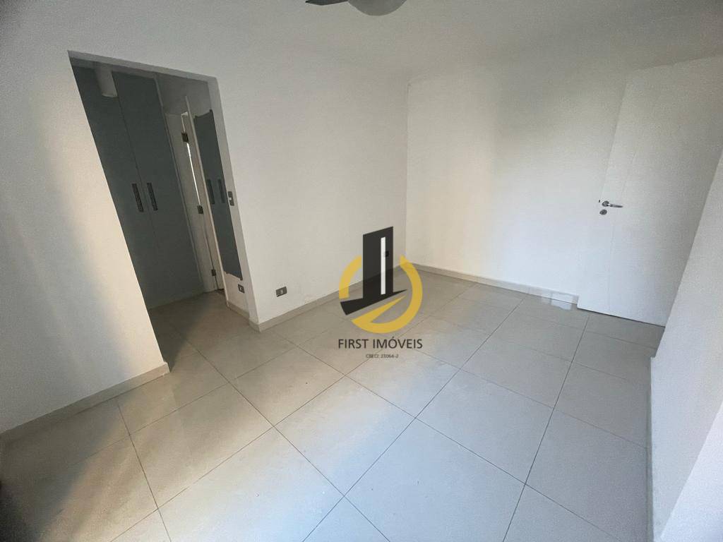 Apartamento à venda com 4 quartos, 156m² - Foto 9