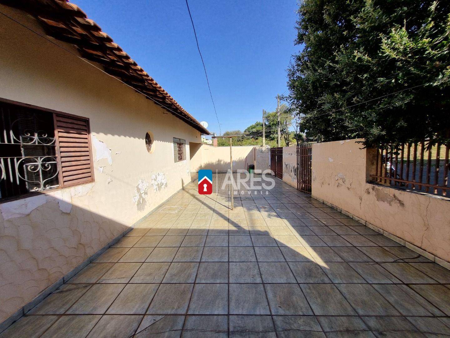 Casa, 3 quartos, 122 m² - Foto 1