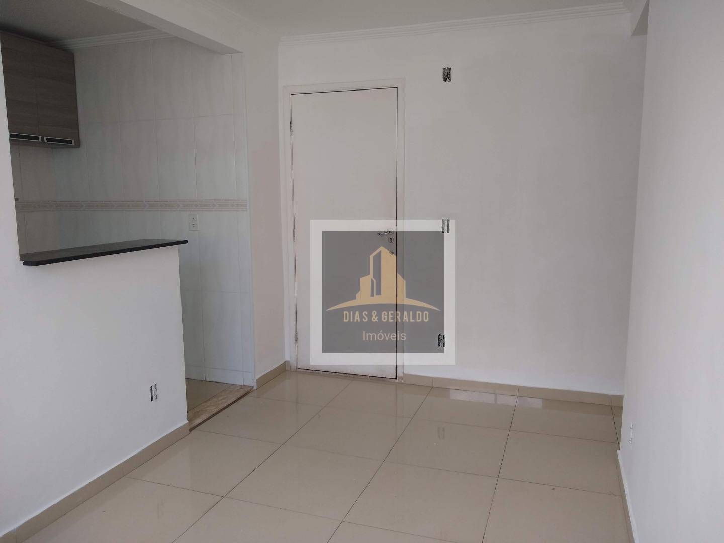 Apartamento para alugar com 2 quartos, 45m² - Foto 10