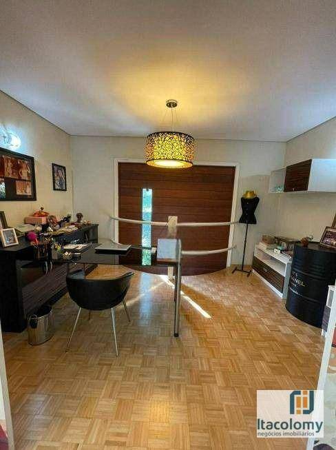 Casa de Condomínio à venda com 5 quartos, 800m² - Foto 10