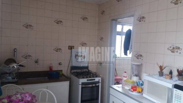 Apartamento à venda com 2 quartos, 62m² - Foto 4