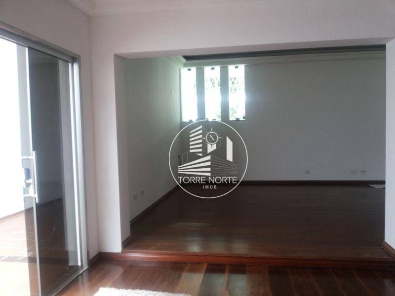 Casa à venda com 3 quartos, 320m² - Foto 20