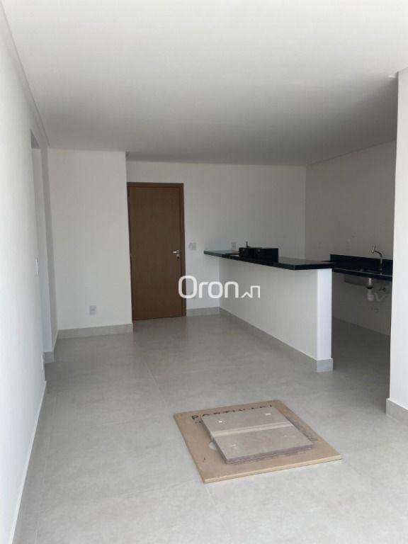 Apartamento à venda com 2 quartos, 67m² - Foto 2