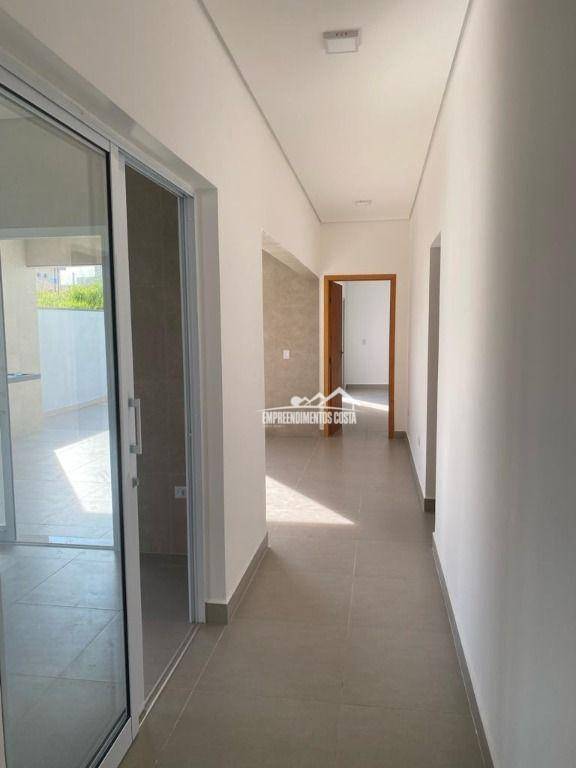 Casa de Condomínio à venda com 3 quartos, 188m² - Foto 2