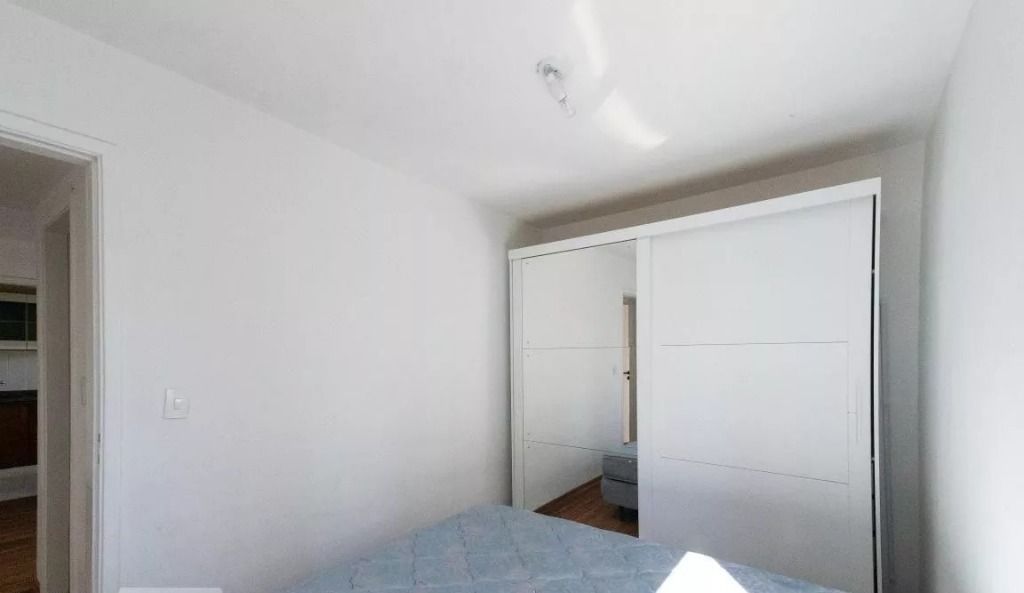 Apartamento à venda com 2 quartos, 70m² - Foto 21