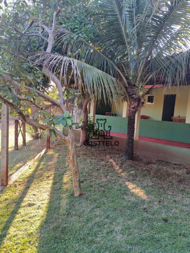 Chácara à venda com 2 quartos, 144m² - Foto 12