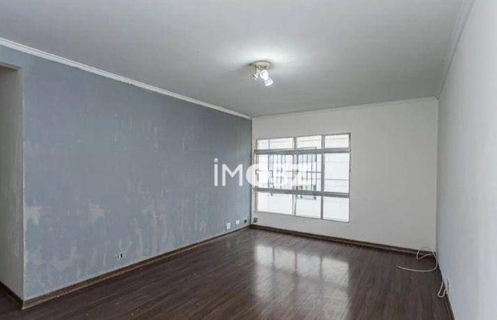 Apartamento à venda com 3 quartos, 95m² - Foto 2