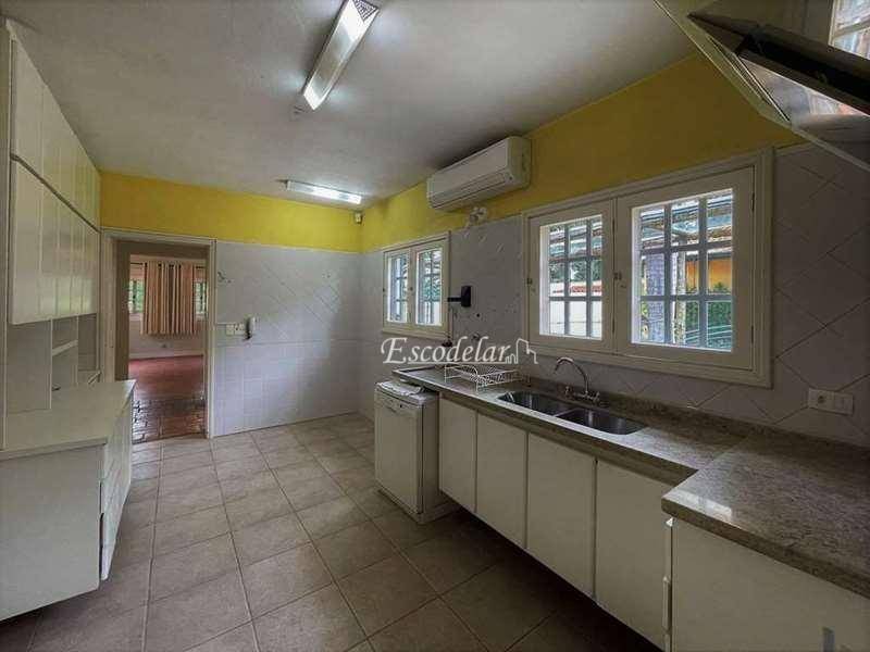 Casa à venda com 4 quartos, 800m² - Foto 10