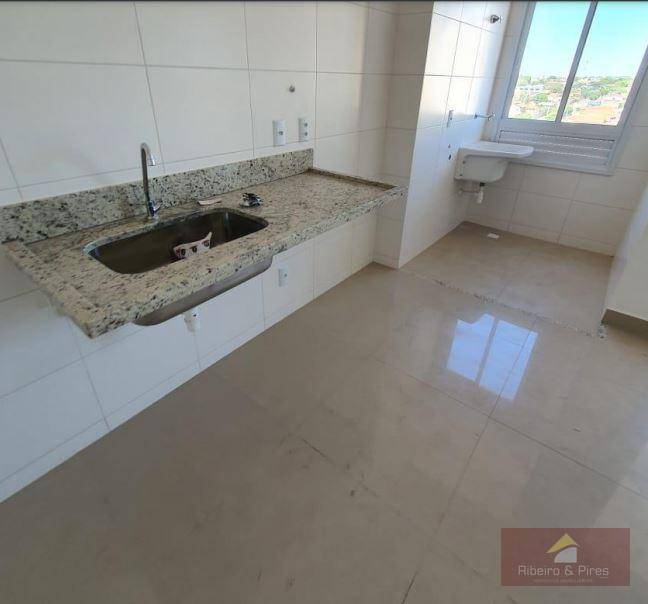 Apartamento à venda com 2 quartos, 60m² - Foto 9