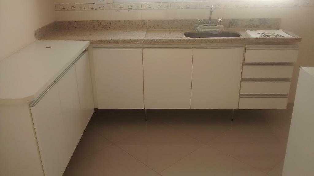 Casa de Condomínio à venda com 3 quartos, 230m² - Foto 18