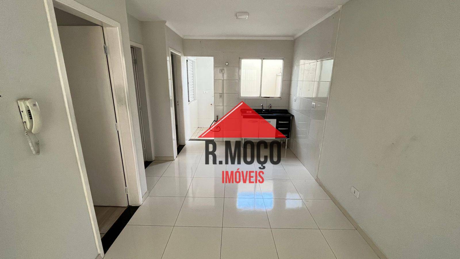 Apartamento para alugar com 2 quartos, 40m² - Foto 2