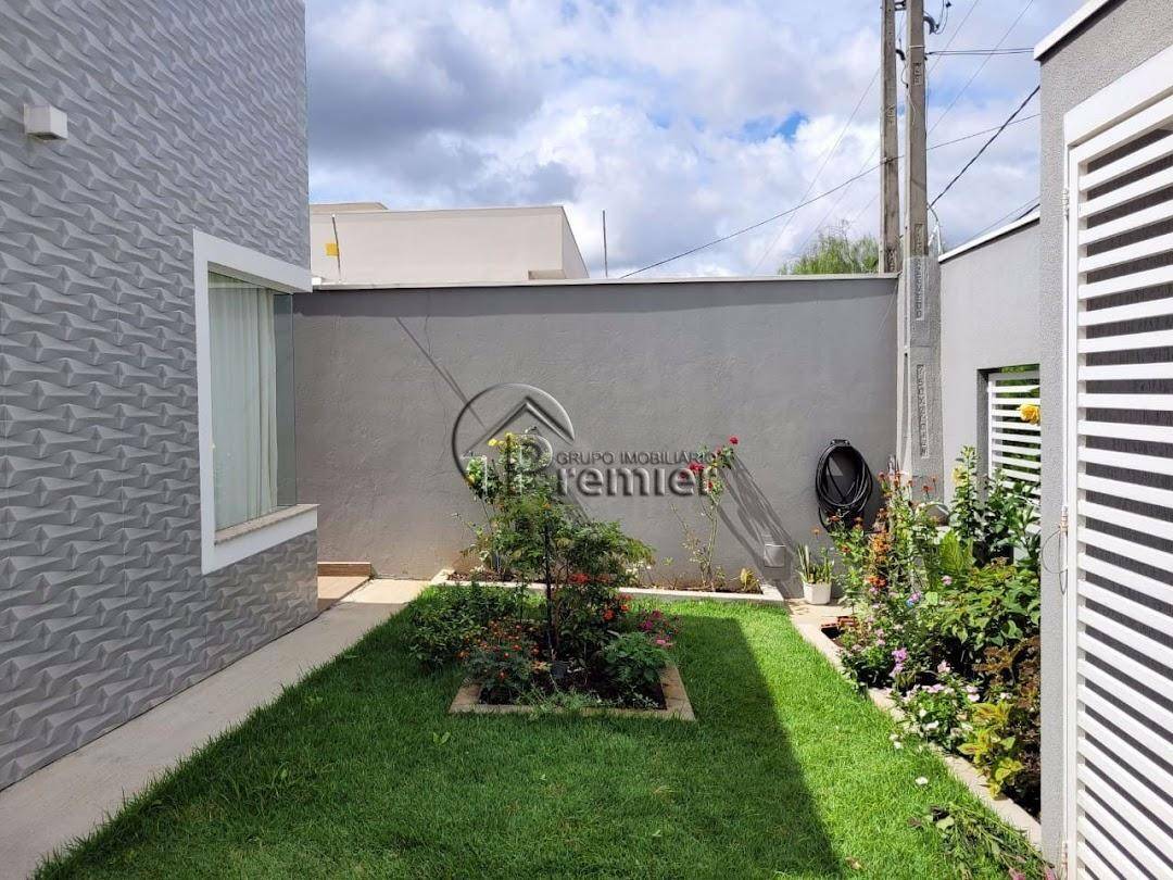 Casa à venda com 3 quartos, 200m² - Foto 30