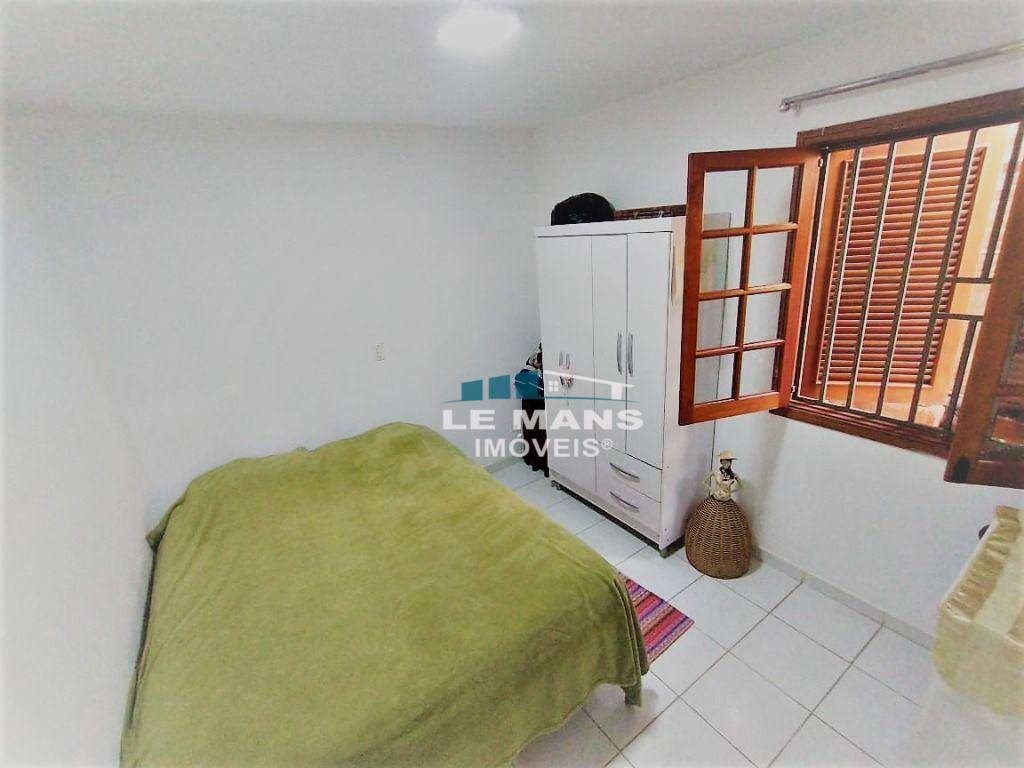 Casa à venda com 4 quartos, 218m² - Foto 29