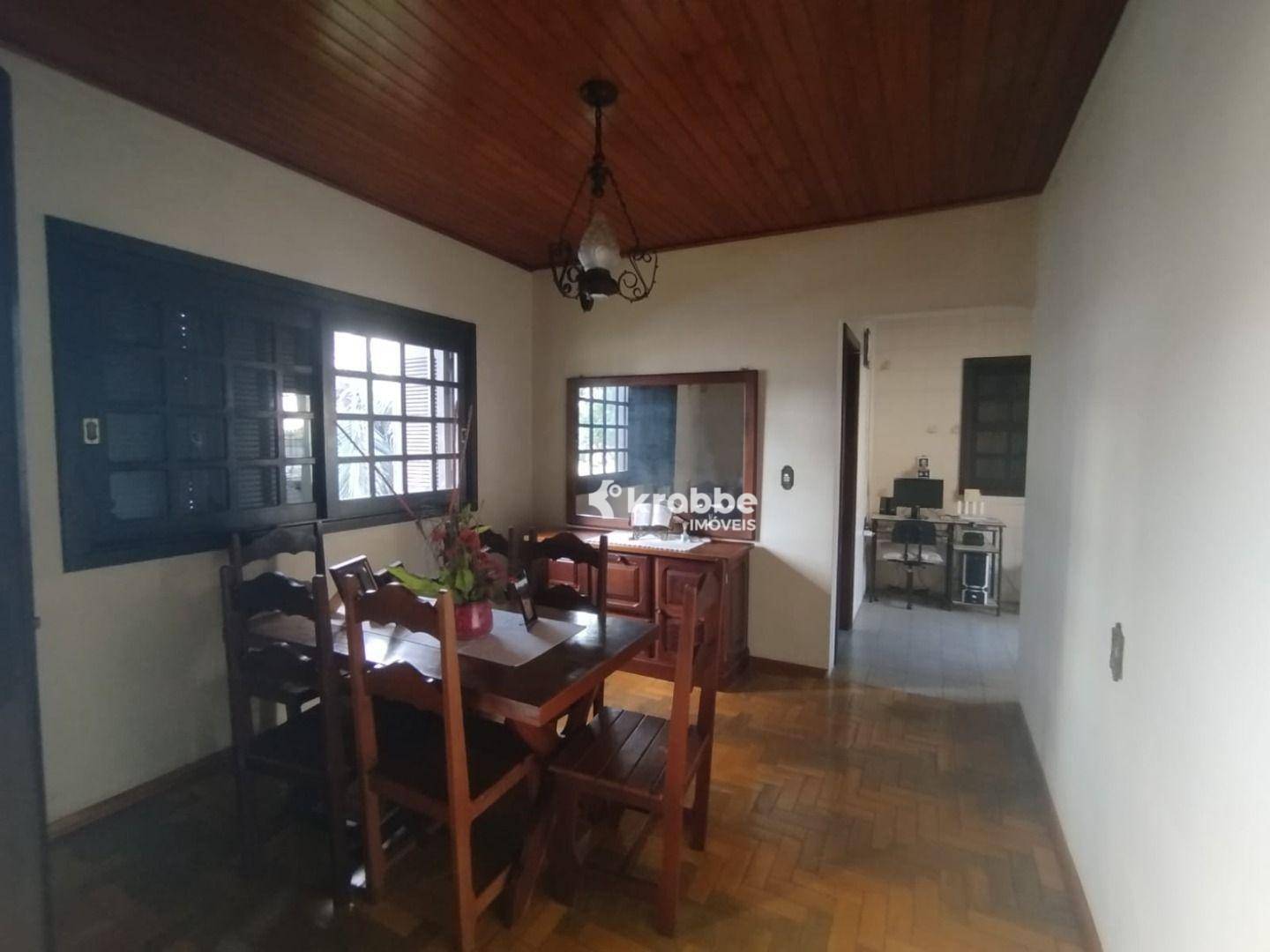 Casa à venda com 4 quartos, 174m² - Foto 6