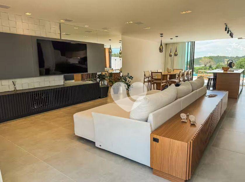 Casa à venda com 3 quartos, 370m² - Foto 2
