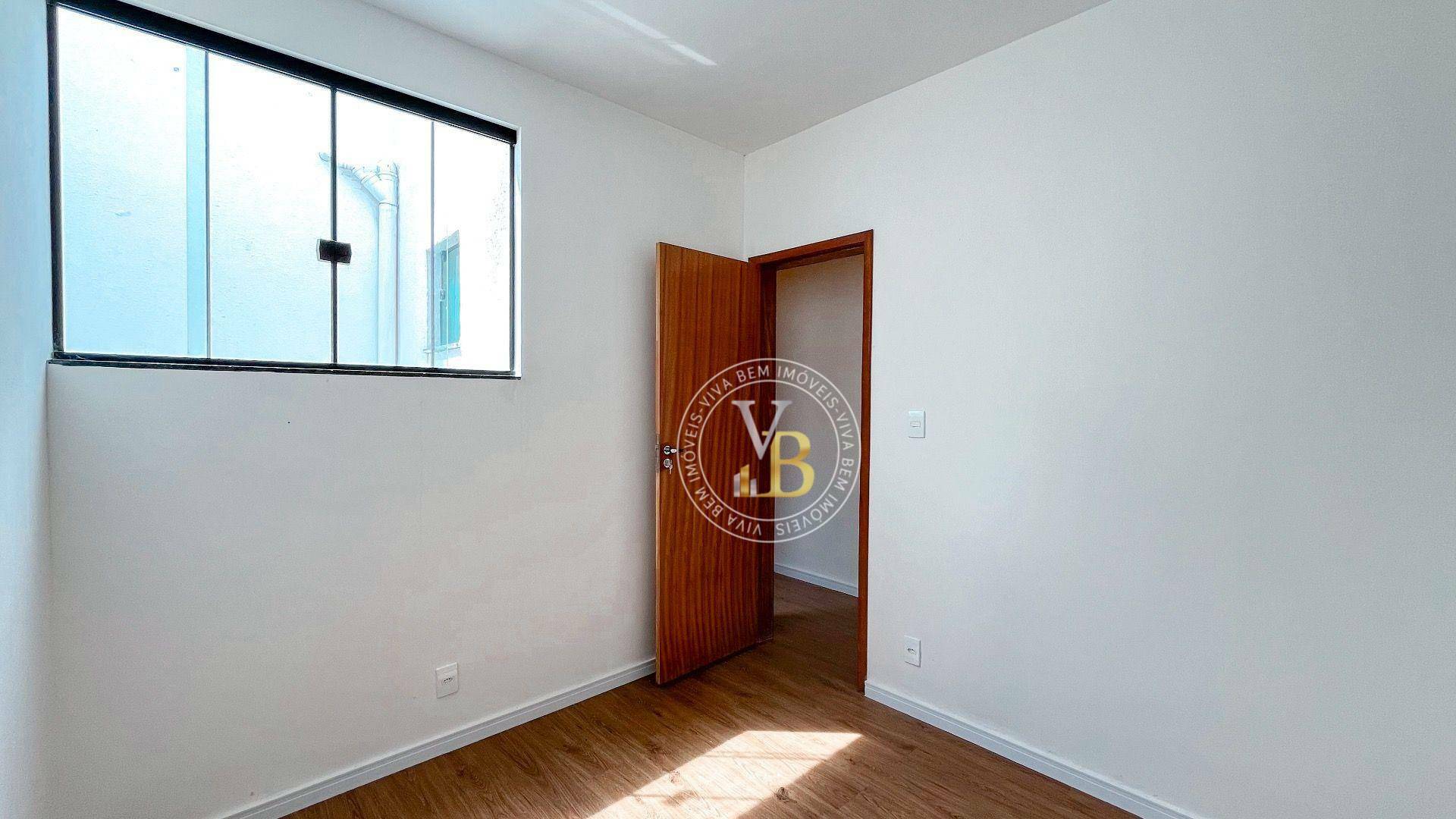 Casa à venda com 3 quartos, 90m² - Foto 16