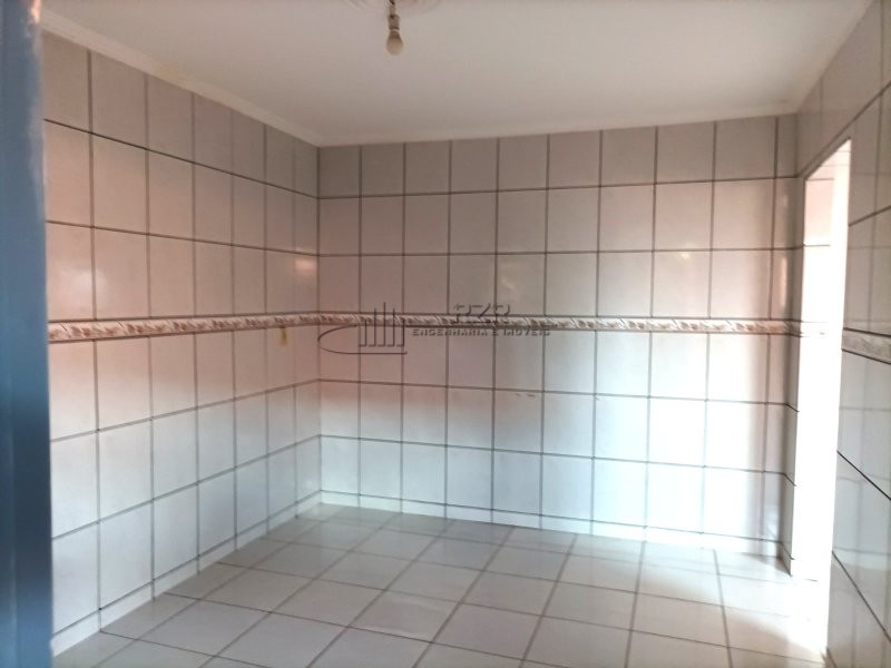 Casa à venda com 4 quartos, 258m² - Foto 11