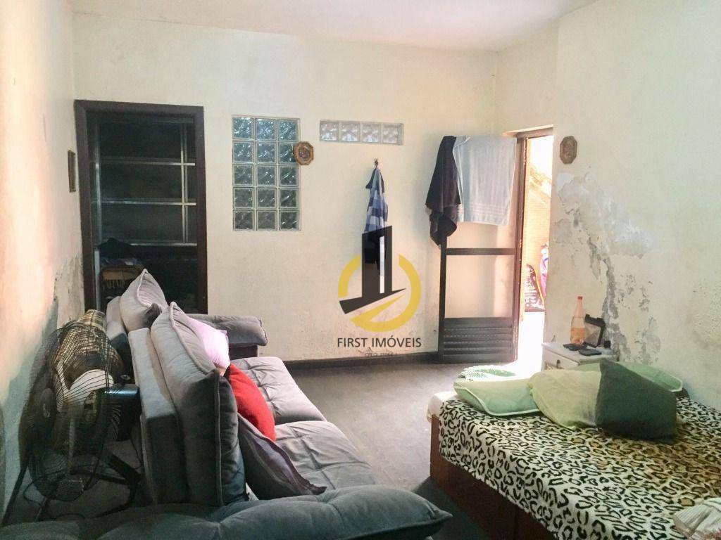 Sobrado à venda com 4 quartos, 240m² - Foto 7