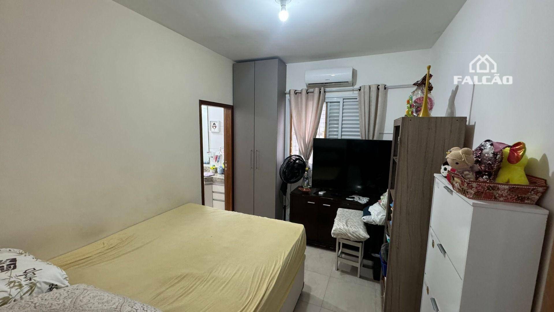 Casa à venda com 2 quartos, 100m² - Foto 10