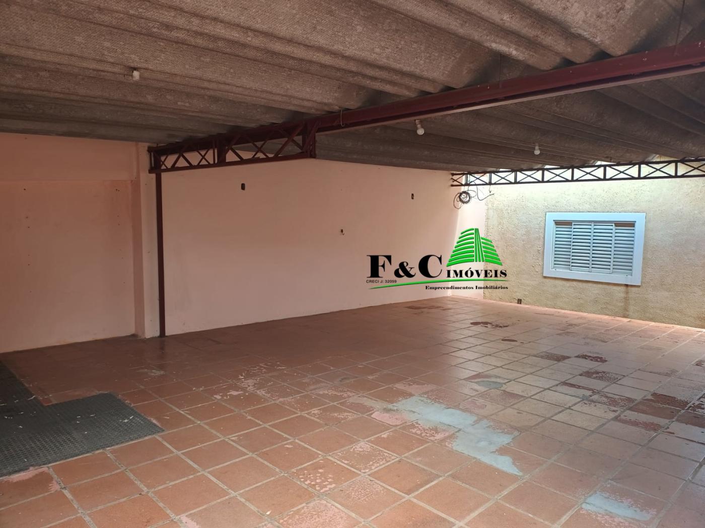 Casa à venda com 4 quartos, 378m² - Foto 23