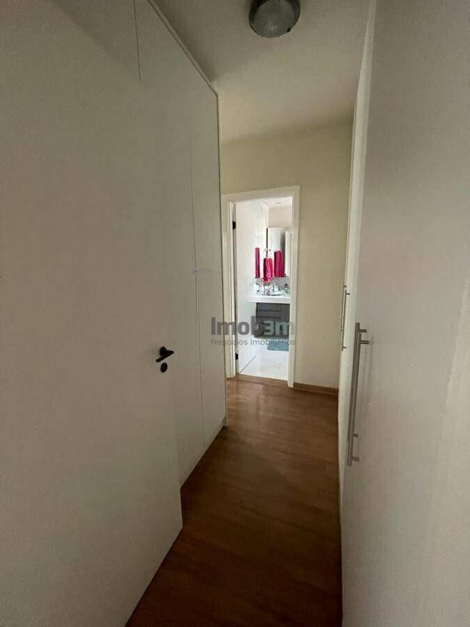 Apartamento à venda com 3 quartos, 124m² - Foto 15