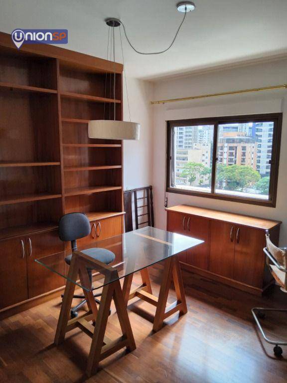 Apartamento à venda com 3 quartos, 197m² - Foto 13