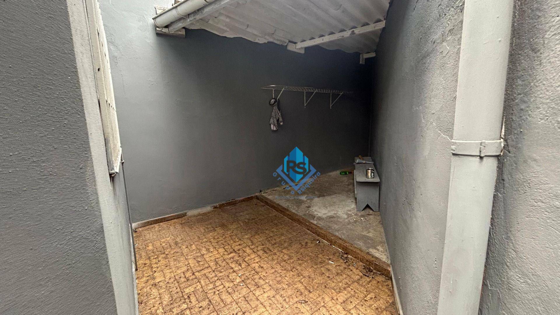 Sobrado para alugar com 2 quartos, 120m² - Foto 4