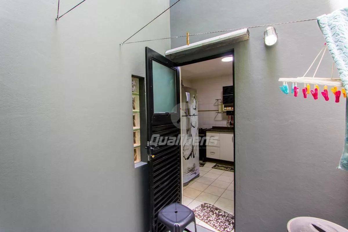 Apartamento à venda com 2 quartos, 70m² - Foto 13