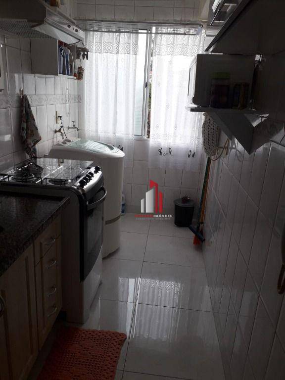 Apartamento à venda com 2 quartos, 40m² - Foto 8