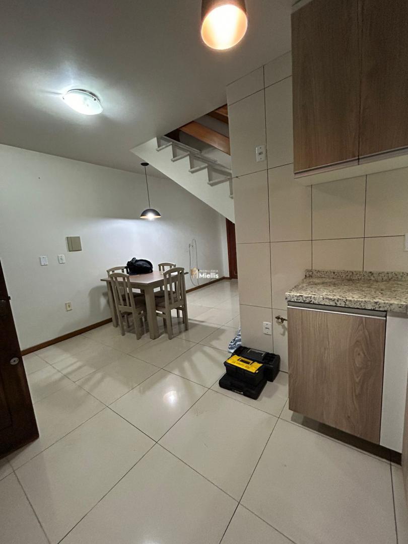 Casa à venda com 2 quartos, 134m² - Foto 7