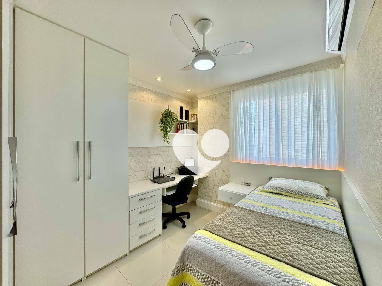 Apartamento à venda com 2 quartos, 70m² - Foto 12