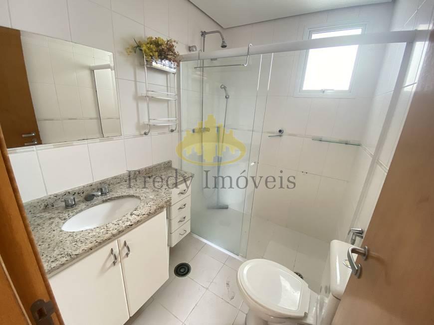 Apartamento à venda com 3 quartos, 113m² - Foto 17