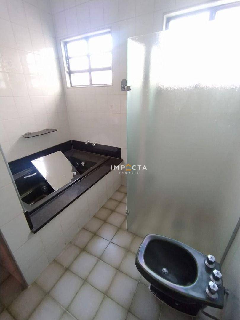 Casa à venda com 2 quartos, 200m² - Foto 13