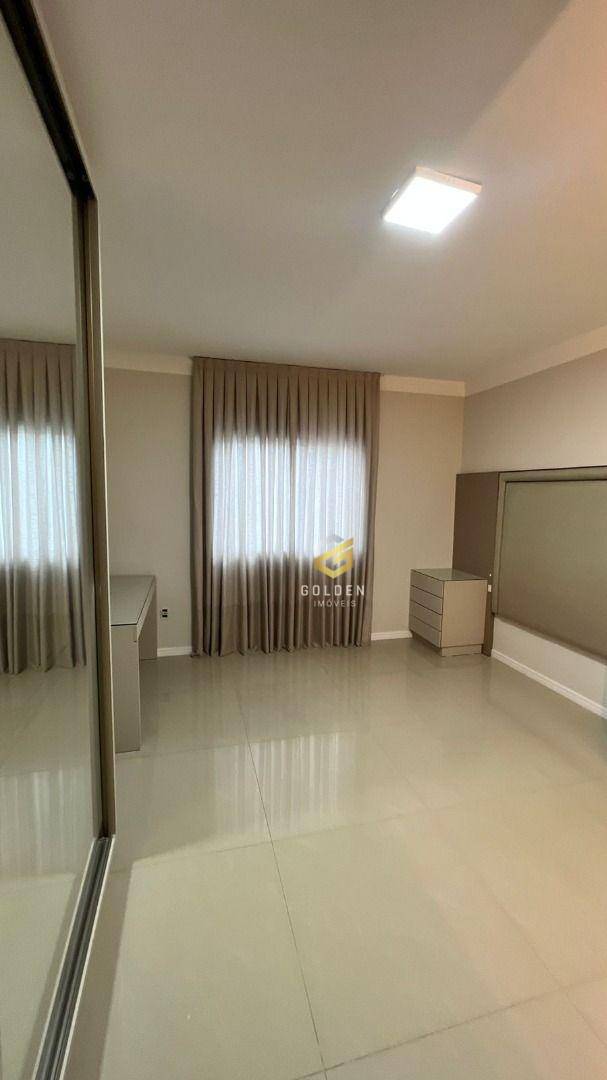 Apartamento à venda com 3 quartos, 122m² - Foto 7