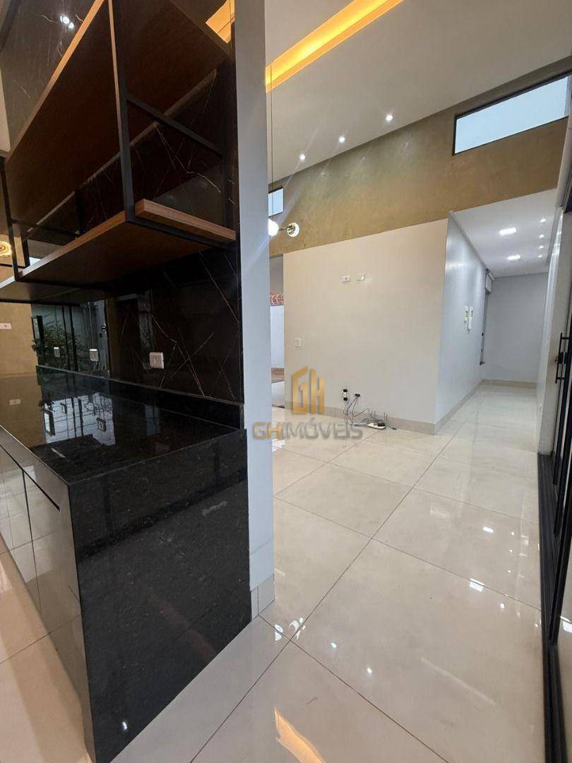 Casa à venda com 3 quartos, 197m² - Foto 10