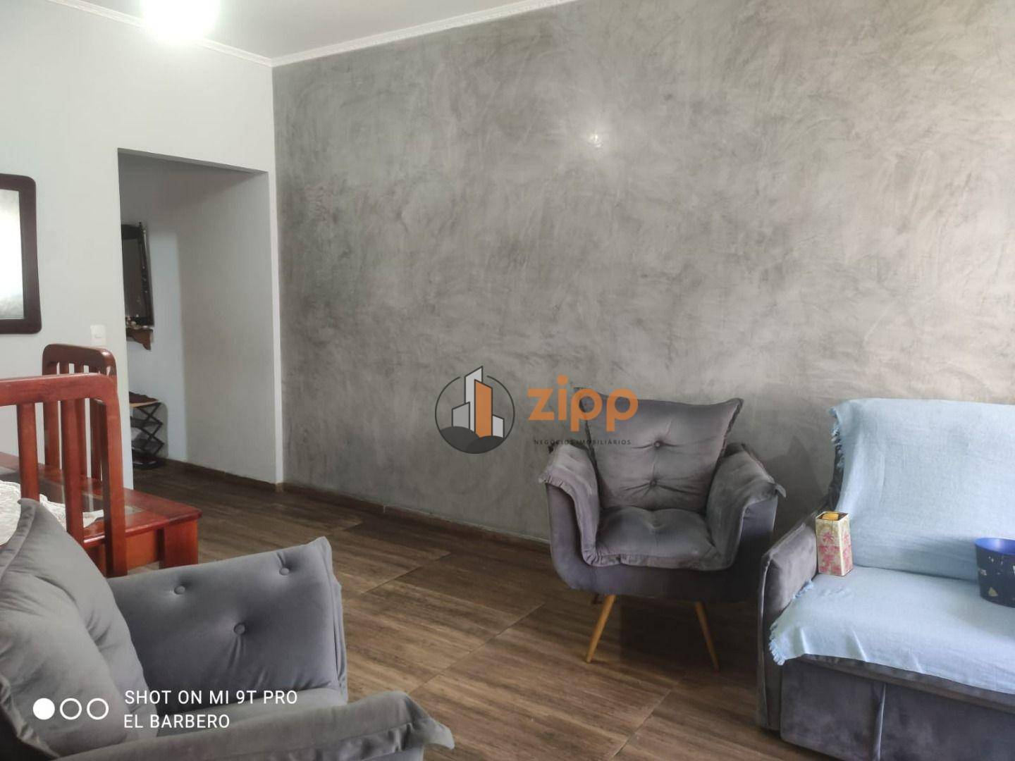 Apartamento à venda com 2 quartos, 78m² - Foto 1