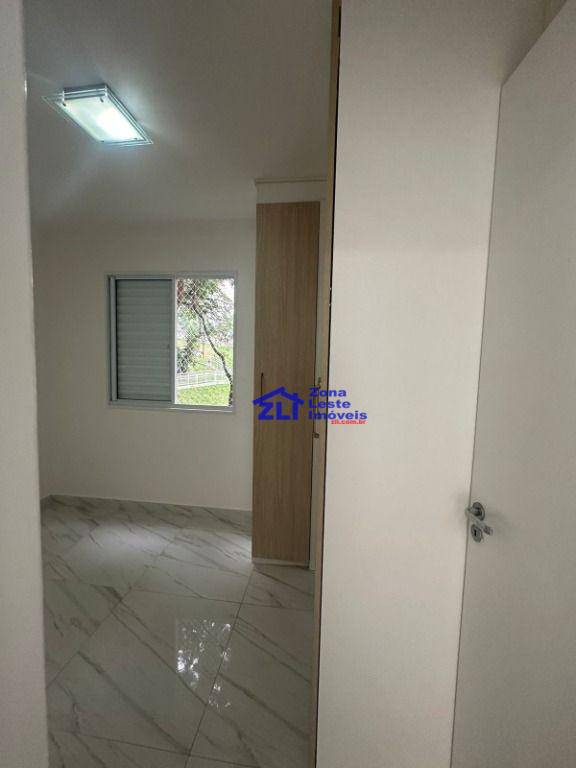 Apartamento à venda com 2 quartos, 50m² - Foto 2