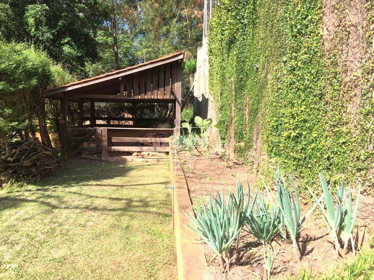 Casa de Condomínio para alugar com 4 quartos, 380m² - Foto 26