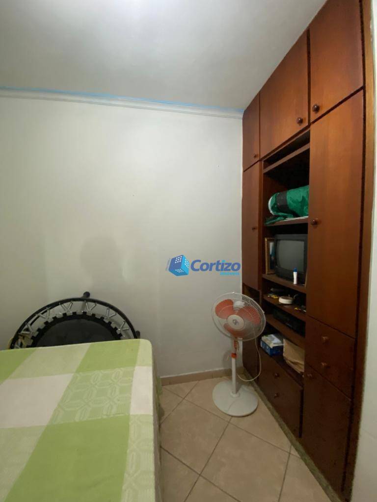 Casa à venda com 3 quartos, 175m² - Foto 12