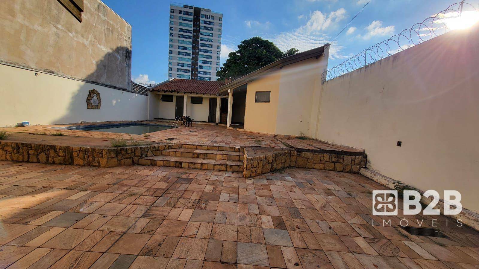 Casa para alugar com 6 quartos, 416m² - Foto 5