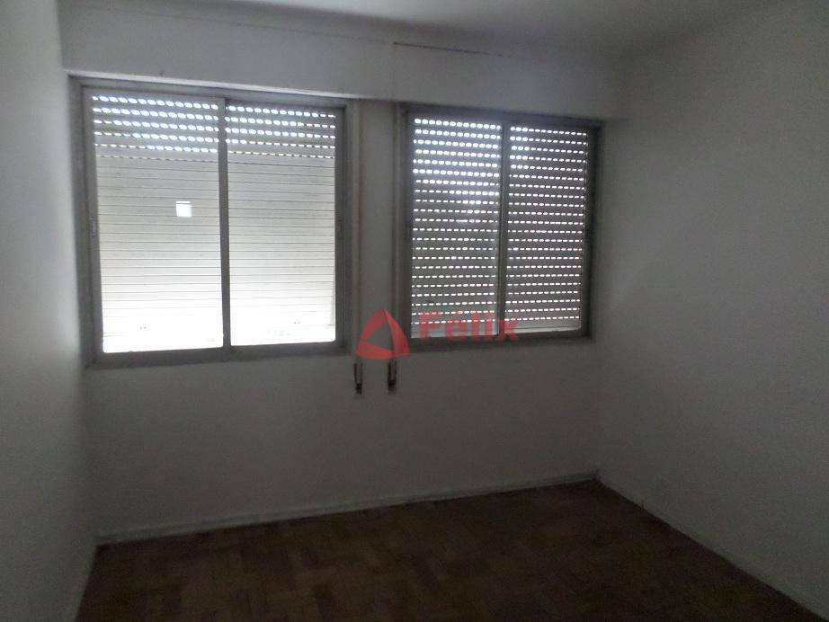 Apartamento à venda com 3 quartos, 146m² - Foto 13