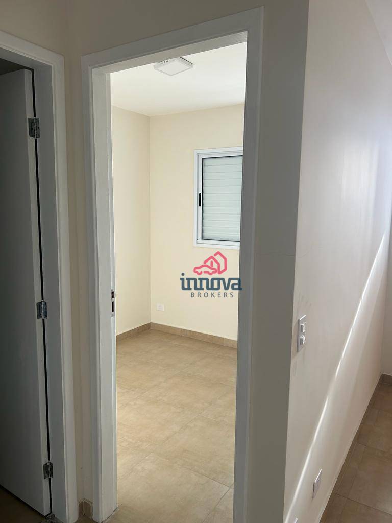 Kitnet e Studio à venda com 2 quartos, 34m² - Foto 1