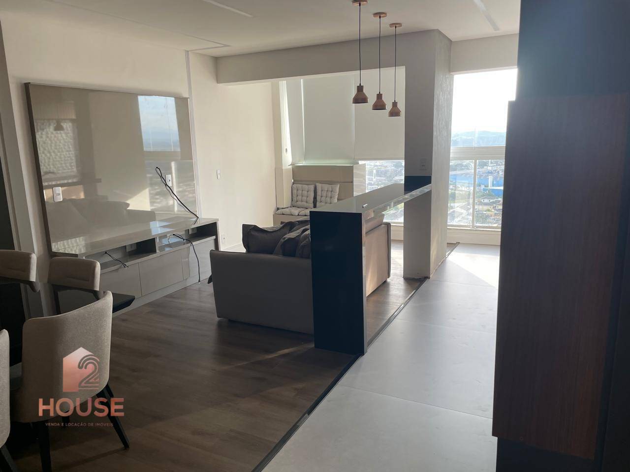 Apartamento à venda com 2 quartos, 65m² - Foto 3