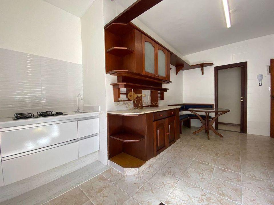 Casa à venda com 3 quartos, 800m² - Foto 22