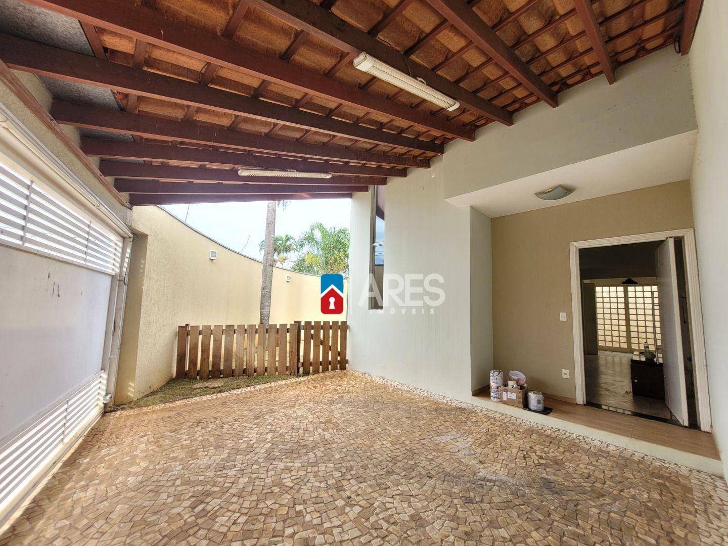Casa, 3 quartos, 84 m² - Foto 1